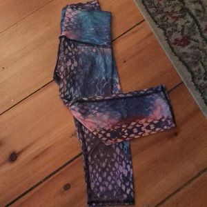 Teeki capris SIZE XS